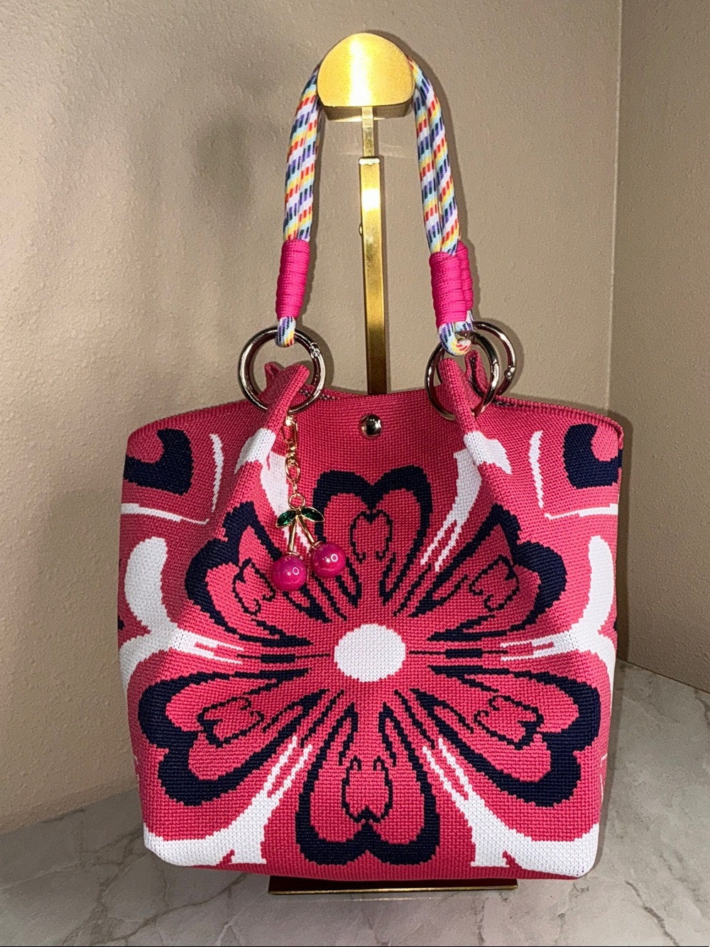 Floral Knit Hand Bag/Tote Bag in Pink — Chic Everyday Carry Cherry Charm include